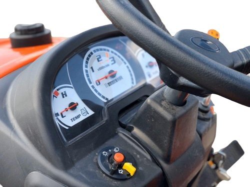 Фото к Минитрактор KUBOTA B1820